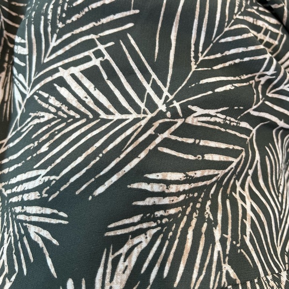 Mahina romper 🌿 BUY NOW! - Picture 3 of 3